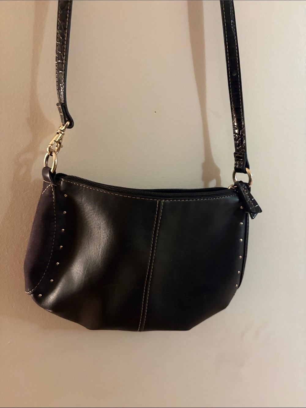 Liz Claiborne Black Crossbody Bag with Gold Hardware